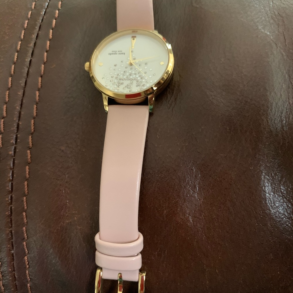 KATE SPADE  WATCH ♠️ ⏰ - Picture 4 of 4